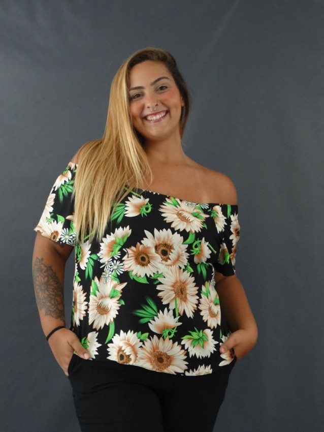 Blusa Feminina Ciganinha Estilo Bata em Viscose Plus Size Preto Flores Girassol [2111041]