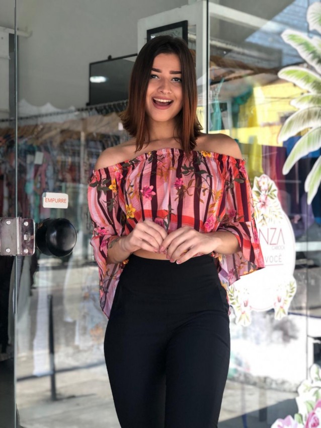 Blusas de flores